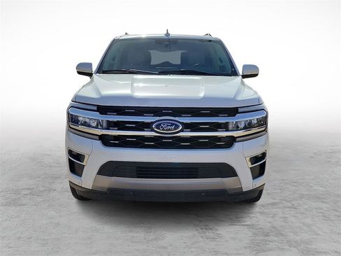 Used 2024 Ford Expedition Max Limited image 3