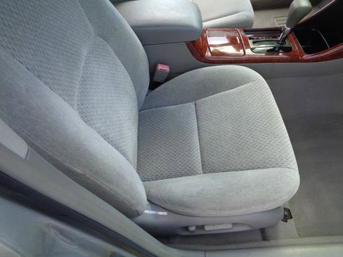 Used 2002 Toyota Camry LE image 27