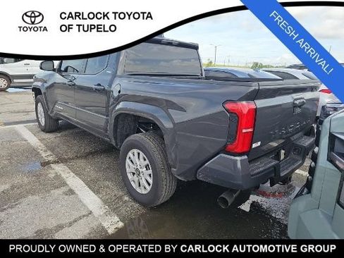 Used 2025 Toyota Tacoma SR5 RWD image 5