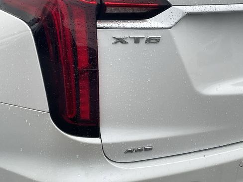 Certified 2023 Cadillac XT6 Premium Luxury w/ LPO, Floor Liner Package image 41
