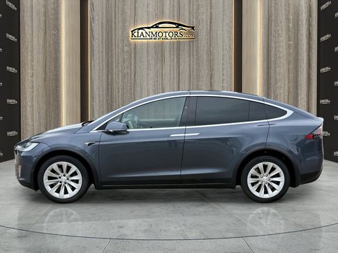 Used 2020 Tesla Model X Long Range AWD/4WD image 10