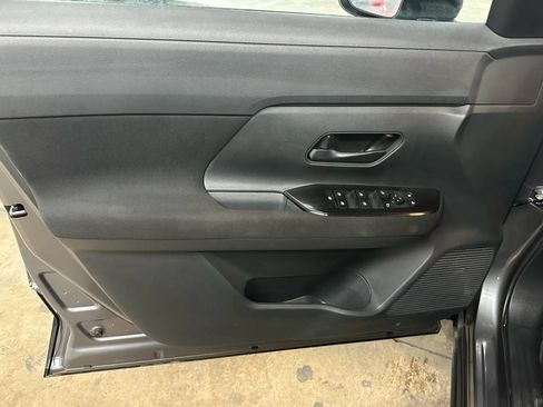 Used 2025 Nissan Kicks S AWD/4WD image 20