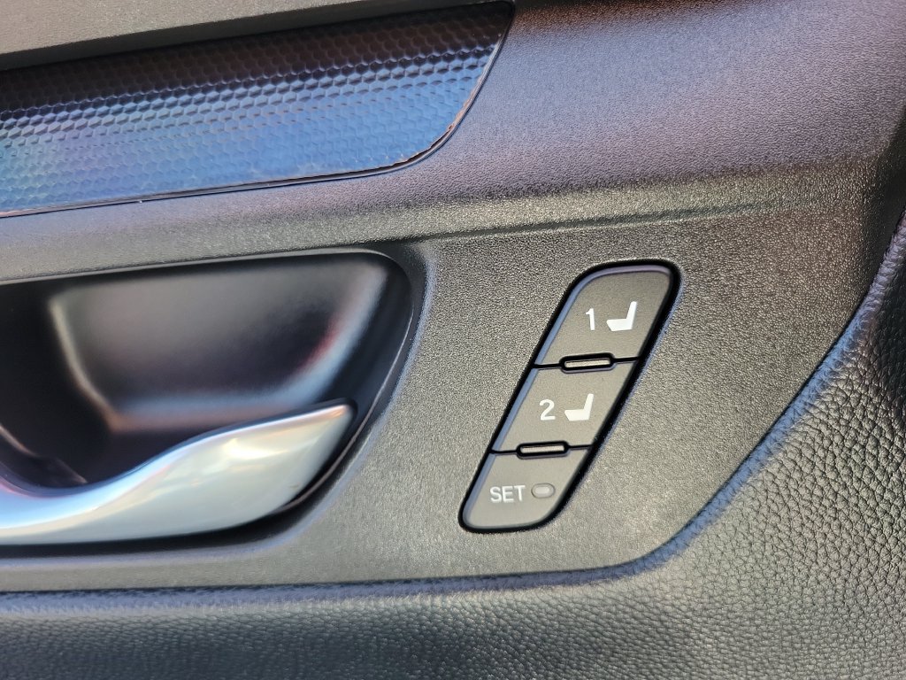 Used 2025 Honda CR-V Sport-L image 24