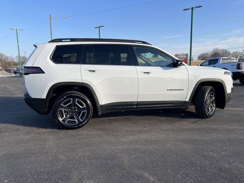 New 2026 Jeep Cherokee Limited image 4