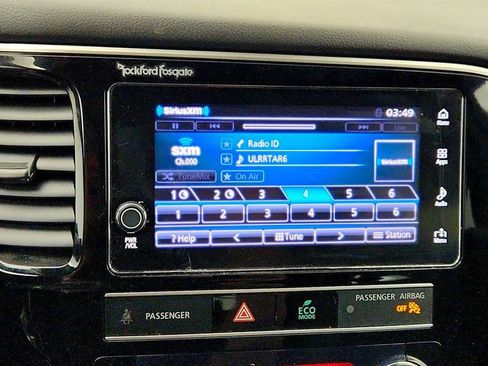 Used 2019 Mitsubishi Outlander GT image 19