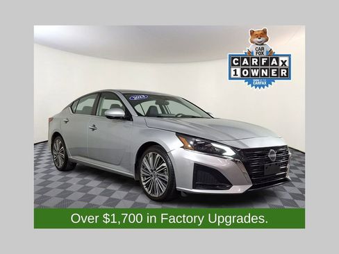 Used 2023 Nissan Altima 2.5 SL AWD/4WD image 1