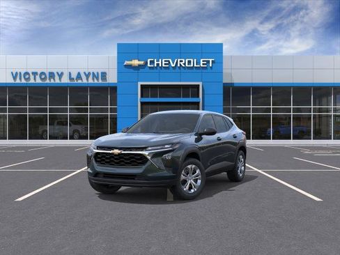 New 2026 Chevrolet Trax LS w/ Driver Confidence Package FWD image 8