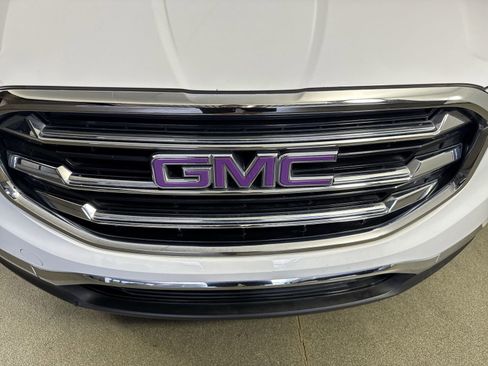 Used 2020 GMC Terrain SLT w/ Preferred Package image 26