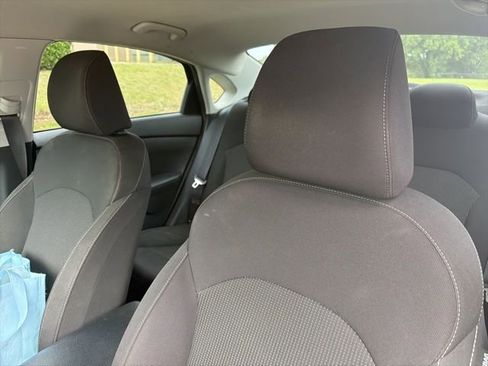 Used 2020 Kia Forte Sedan FWD image 10