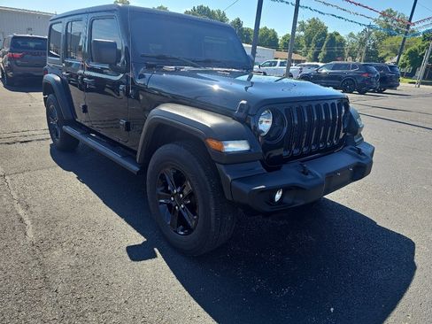Used 2022 Jeep Wrangler Unlimited Sport AWD/4WD image 22