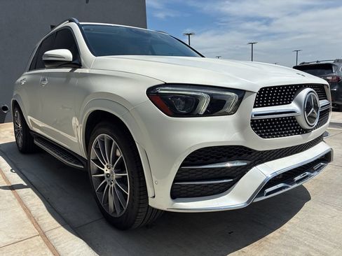 Used 2022 Mercedes-Benz GLE 450 4MATIC image 3