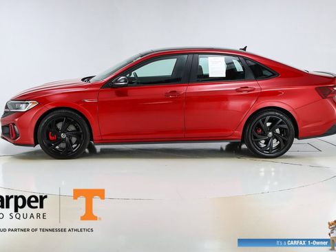 Used 2023 Volkswagen Jetta GLI Autobahn FWD image 2