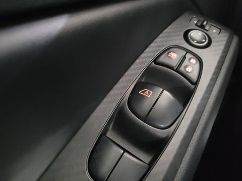 Used 2024 Nissan Altima 2.5 SV image 27