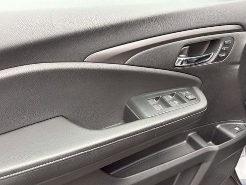 Used 2023 Honda Ridgeline RTL image 10