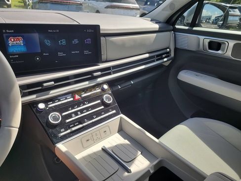 Used 2026 Hyundai Santa Fe SE FWD image 17