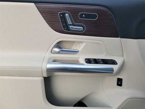 New 2026 Mercedes-Benz GLA 250 GLA 250 image 14