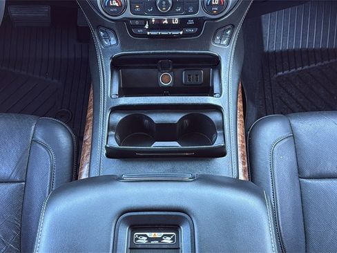 Used 2018 Chevrolet Tahoe Premier image 25