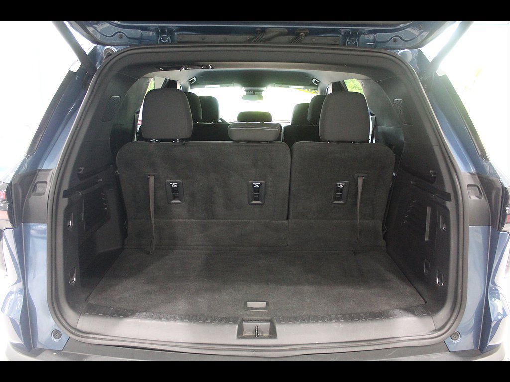 Used 2024 Chevrolet Traverse LS FWD image 19