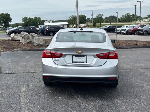 Used 2018 Chevrolet Malibu LS FWD image 4