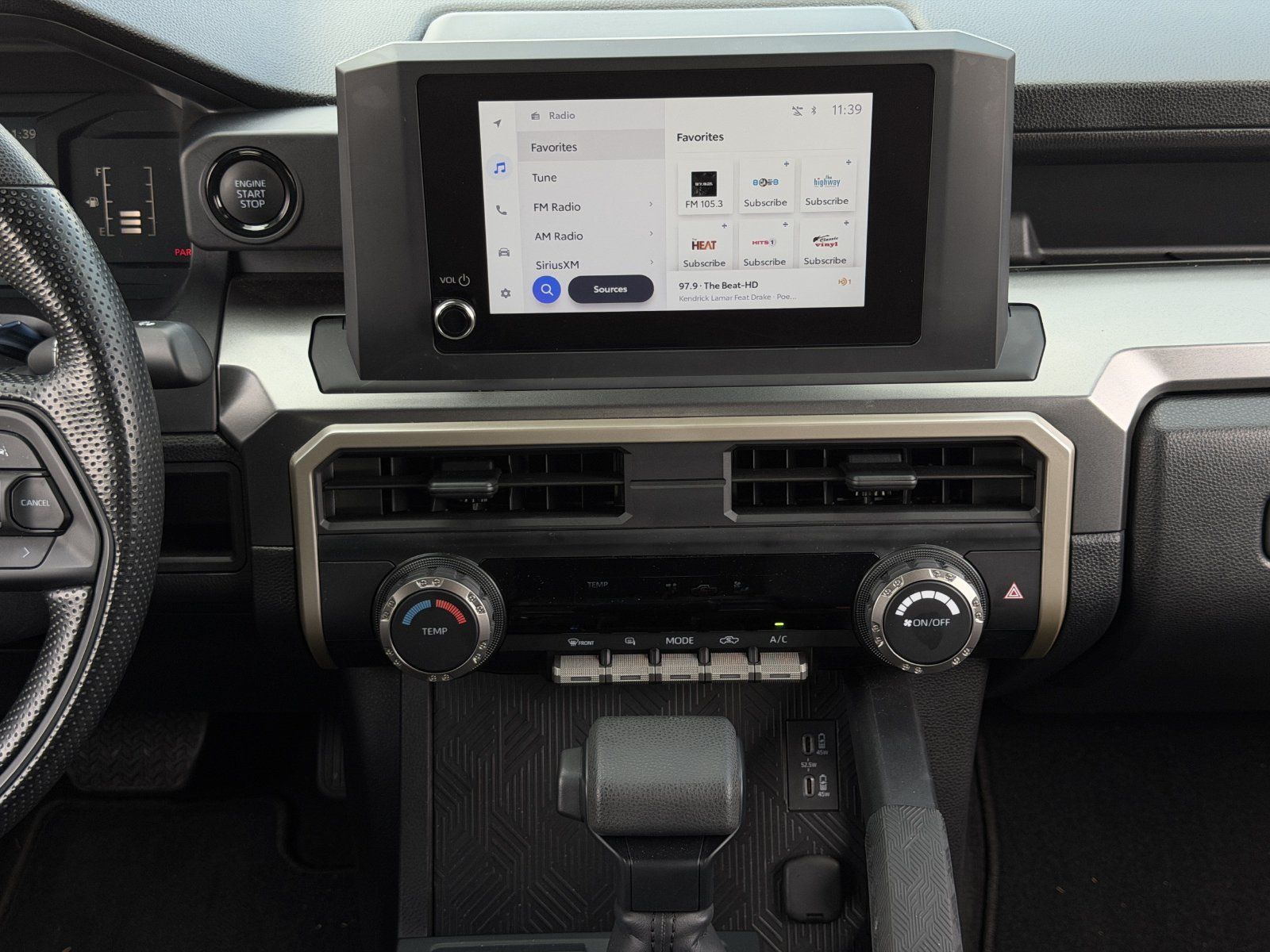 Used 2025 Toyota Tacoma SR5 AWD/4WD image 19