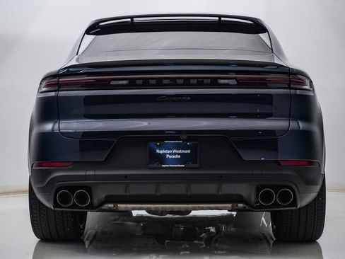 Certified 2026 Porsche Cayenne Coupe AWD/4WD image 11