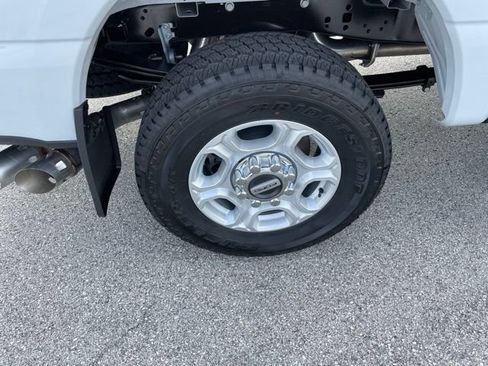 New 2026 Ford F250 XLT w/ XLT Premium Package AWD/4WD image 25