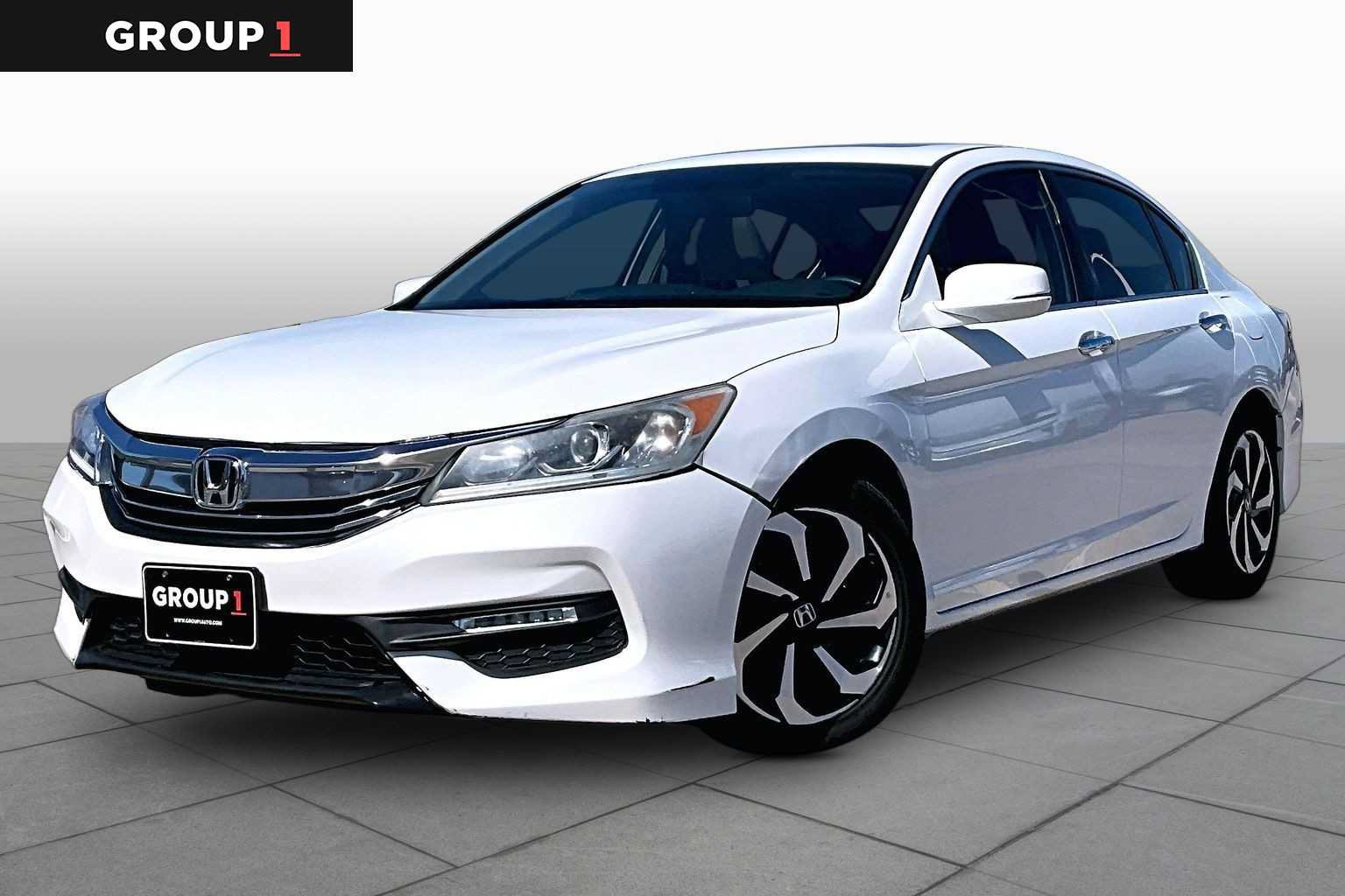 Used 2017 Honda Accord EX image 1