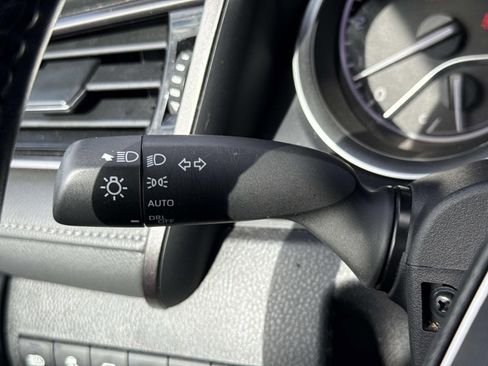 Used 2024 Toyota Camry XLE image 15