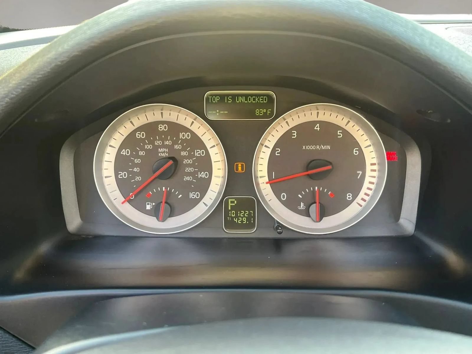 Used 2011 Volvo C70 T5 FWD image 39