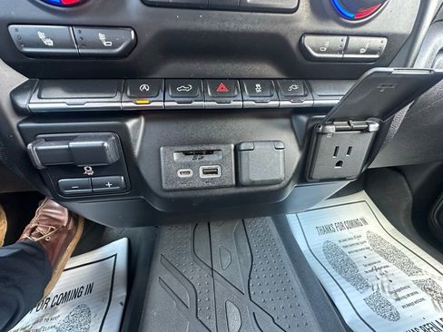 Used 2020 Chevrolet Silverado 1500 LT w/ All-Star Edition image 22