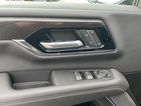 New 2026 GMC Yukon XL Elevation image 11