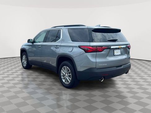 Used 2023 Chevrolet Traverse LT FWD image 7