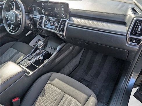 Used 2022 Kia Sorento LX FWD image 20