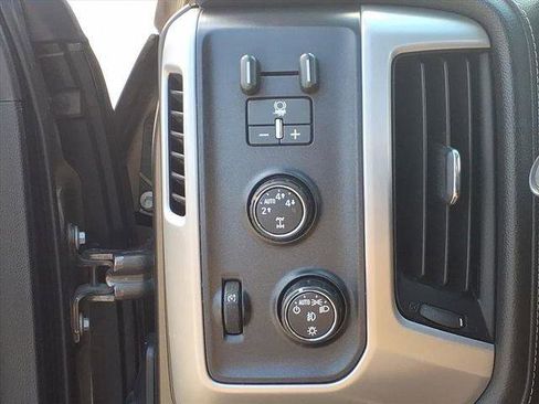 Used 2015 GMC Sierra 1500 SLE w/ SLE Value Package image 18