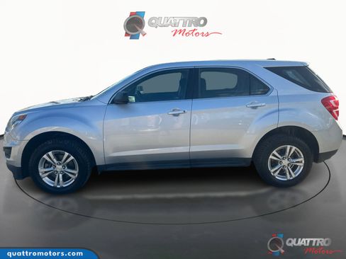 Used 2017 Chevrolet Equinox LS image 2