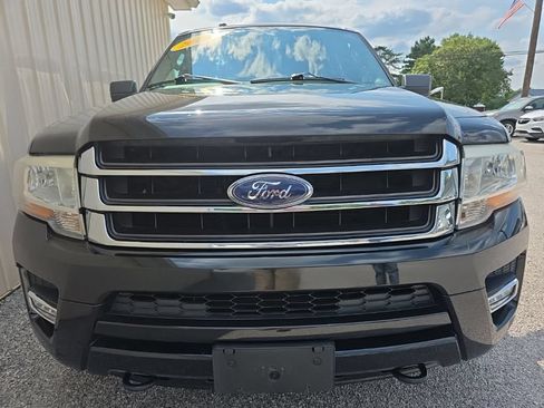 Used 2015 Ford Expedition EL XLT w/ Equipment Group 202A AWD/4WD image 12