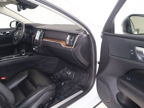 Used 2024 Volvo S60 B5 Plus AWD/4WD image 39