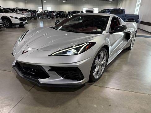 Used 2020 Chevrolet Corvette Stingray Premium Cpe w/ 3LT Preferred Equipment Group RWD image 3
