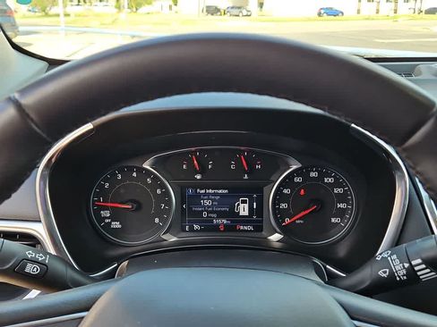 Used 2024 Chevrolet Equinox LT FWD image 22