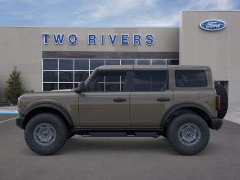 New 2025 Ford Bronco Badlands w/ Sasquatch Package image 3
