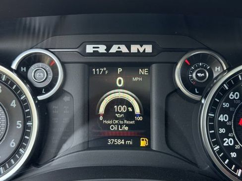 Used 2023 RAM 1500 Big Horn AWD/4WD image 15