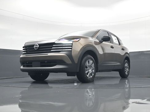 New 2026 Nissan Kicks S image 19