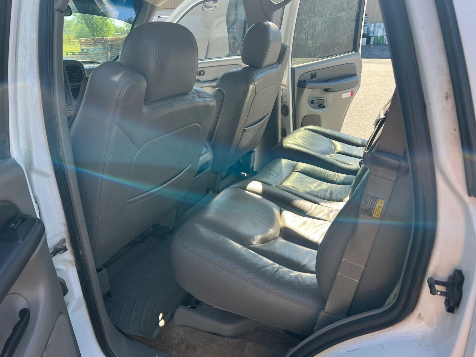 Used 2003 Chevrolet Tahoe LT AWD/4WD image 15