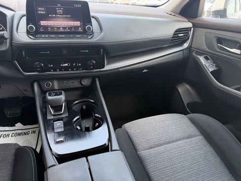 Certified 2023 Nissan Rogue SV image 29