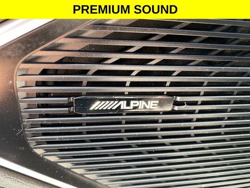 Used 2024 Jeep Wagoneer L Series II image 22