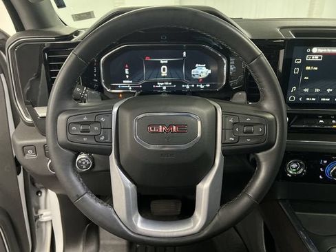 Certified 2023 GMC Sierra 1500 SLT w/ SLT Convenience Package AWD/4WD image 11