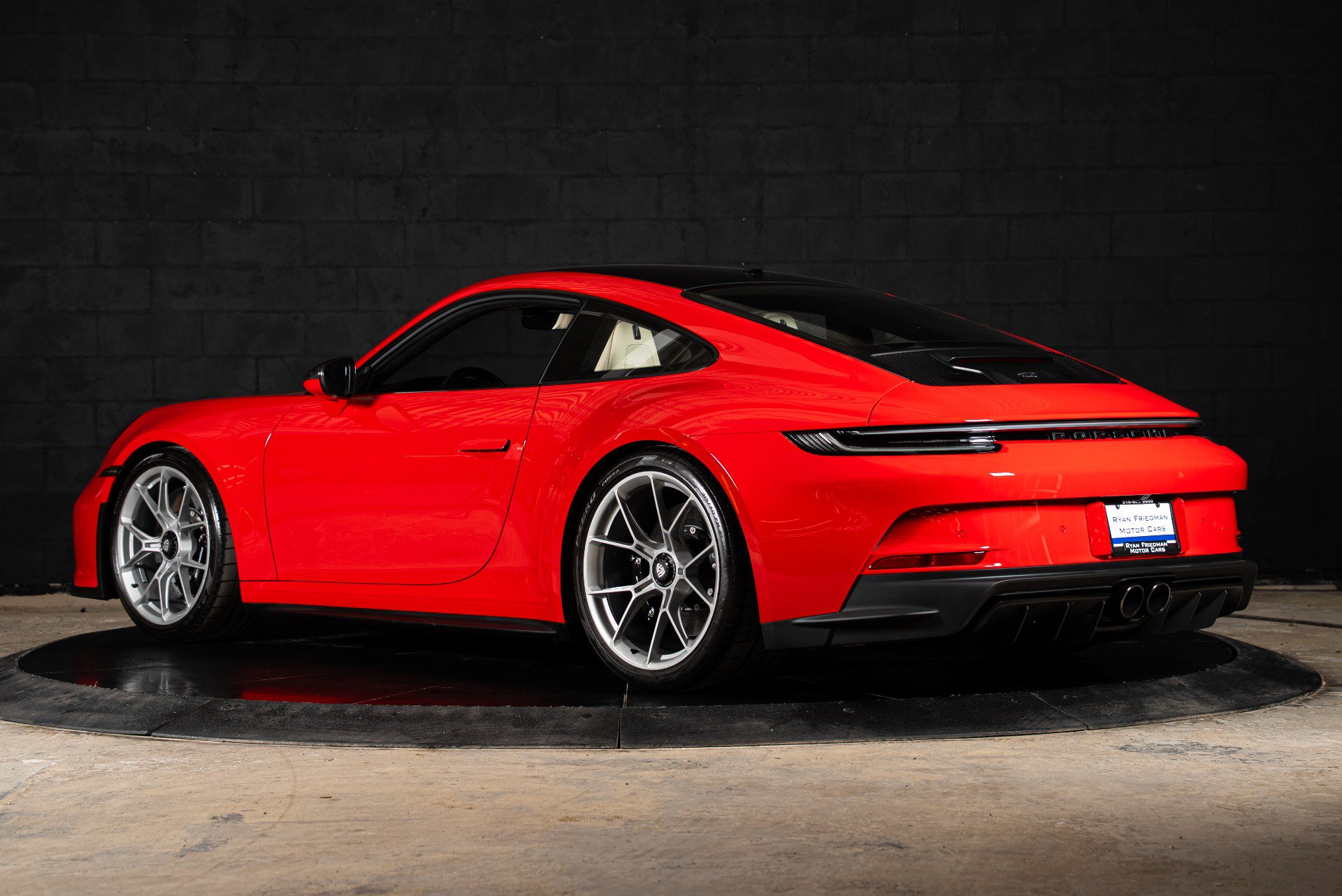 Used 2022 Porsche 911 GT3 RWD image 3