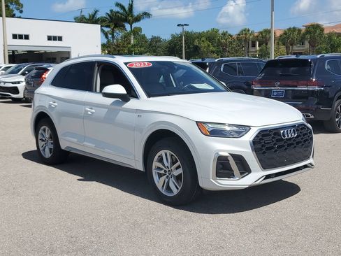 Certified 2023 Audi Q5 2.0T Premium AWD/4WD image 2