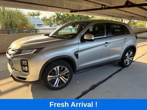 Used 2025 Mitsubishi Outlander Sport ES AWD/4WD image 1