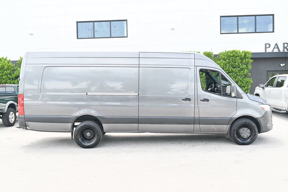 Used 2021 Mercedes-Benz Sprinter 3500 w/ Suspension Seating Package image 7